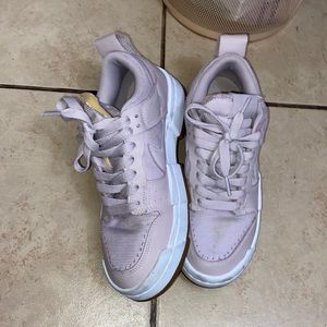 Nike Disrupt Platinum Violet